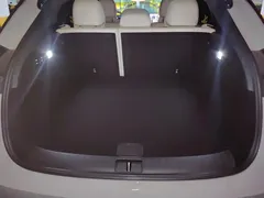 2025 Li Auto i6 4WD Standard — фото 4
