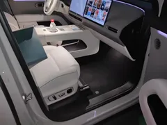 2025 Li Auto i6 4WD Standard — фото 8