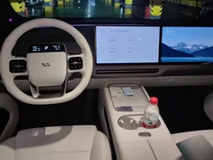 2025 Li Auto i6 4WD Standard — фото 12