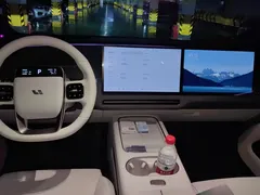 2025 Li Auto i6 4WD Standard — фото 13