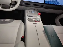 2025 Li Auto i6 4WD Standard — фото 16