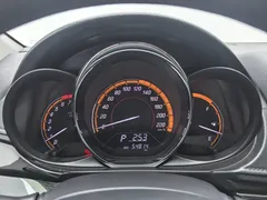 2022 Toyota Yaris L Zhixuan X 1.5L CVT Leading Plus, белый — фото 3