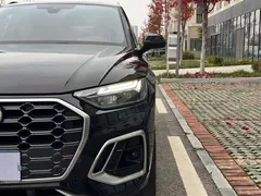 2022 Audi Q5L 45T Luxury Dynamic, чёрный — фото 10