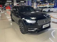 2023 Volvo XC90 B5 Luxury 5-seat, чёрный — фото 2