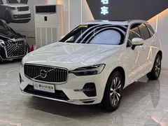 2023 Volvo XC60 4WD Luxury, белый — фото 1