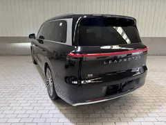 2026 Leapmotor D19 EV 720 Premium 6-Seater, чёрный — фото 6