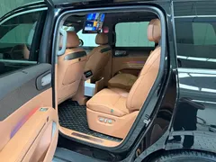 2026 Leapmotor D19 EV 720 Premium 6-Seater, чёрный — фото 11