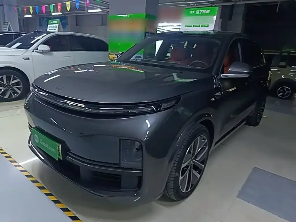 2023 Li Auto L8