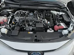 2022 Toyota Levin Hybrid 1.8H E-CVT Leading, белый — фото 10