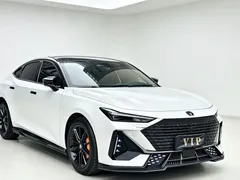 2022 Changan UNI-V 1.5T Sport, белый — фото 3