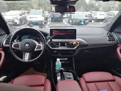 2022 BMW X3 Premium M Night Package, чёрный — фото 10