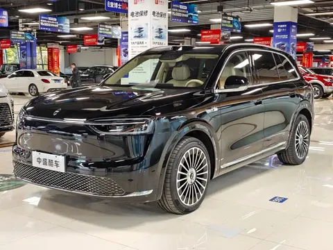 2026 Aito M7 EV Max 4WD 5-Seat