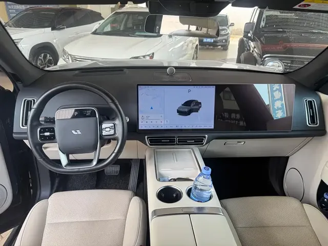 2023 Li Auto L7