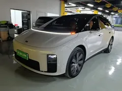 2025 Li Auto i8 Standard — фото 2