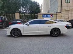 2022 Audi A7 45 TFSI, белый — фото 3