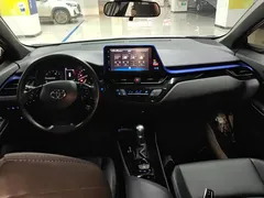 2020 Toyota C-HR 2.0L, белый — фото 12