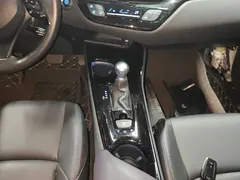 2020 Toyota C-HR 2.0L, белый — фото 16