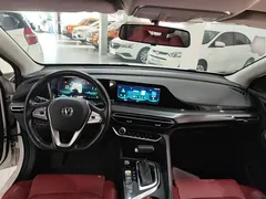 2020 Changan Eado PLUS 1.4T GDI DCT Flagship, белый — фото 10