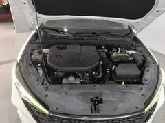 2020 Changan Eado PLUS 1.4T GDI DCT Flagship, белый — фото 20