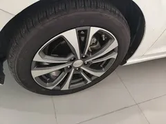 2020 Changan Eado PLUS 1.4T GDI DCT Flagship, белый — фото 23