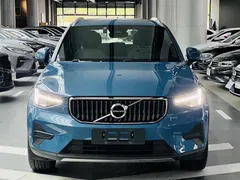 2023 Volvo XC40 Fashion, синий — фото 2