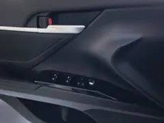 2019 Toyota Camry 2.5G Luxury, белый — фото 7