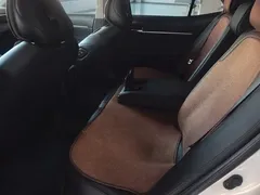 2019 Toyota Camry 2.5G Luxury, белый — фото 11