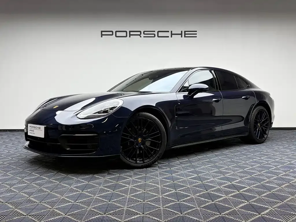 2023 Porsche Panamera 2.9T Platinum Edition