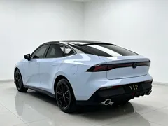 2022 Changan UNI-V 1.5T Premium, синий — фото 9