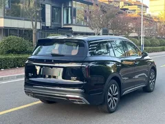 2025 Hongqi HS7 2.0T PHEV 4WD 6-seat, чёрный — фото 8