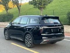 2025 Hongqi HS7 2.0T PHEV 4WD 6-seat, чёрный — фото 9
