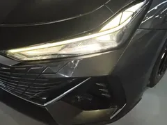 2022 Changan UNI-V 1.5T Premium — фото 24