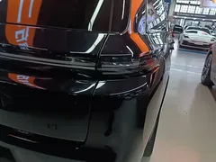 2025 Li Auto L8 Smart Refresh, чёрный — фото 8