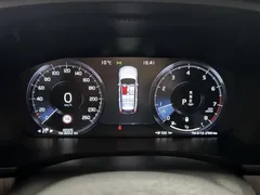 2021 Volvo V90 Cross Country B5 AWD, белый — фото 9