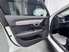 2021 Volvo V90 Cross Country B5 AWD, белый — фото 10