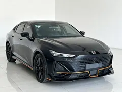 2022 Changan UNI-V 1.5T Sport, чёрный — фото 3