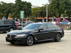 2023 BMW 5 Series 530Li Leading M Sport Package, чёрный — фото 1