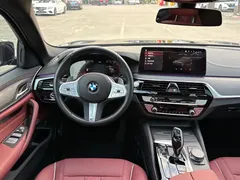 2023 BMW 5 Series 530Li Leading M Sport Package, чёрный — фото 8