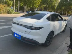 2025 BYD Seal 05 PHEV DM-i Smart Drive 55km Luxury, белый — фото 3