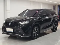 2022 Toyota Crown Kluger 2.5L HEV 4WD Premium, чёрный — фото 1