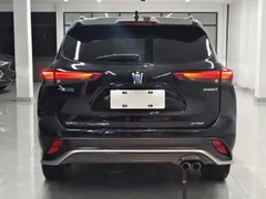 2022 Toyota Crown Kluger 2.5L HEV 4WD Premium, чёрный — фото 8