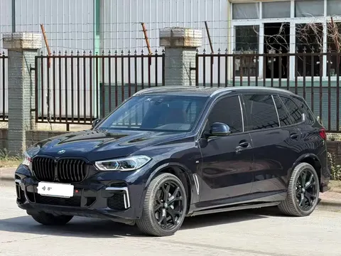 2022 BMW X5 40Li M Sport Package