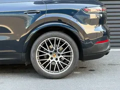 2023 Porsche Cayenne 3.0T Platinum Edition, синий — фото 5