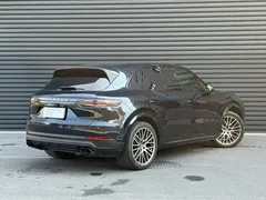 2023 Porsche Cayenne 3.0T Platinum Edition, синий — фото 6
