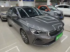 2022 Geely Emgrand 4th Gen 1.5L CVT Premium — фото 4