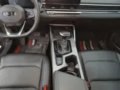 2022 Geely Emgrand 4th Gen 1.5L CVT Premium — фото 14