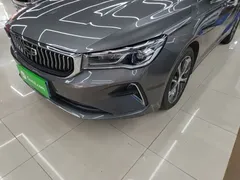 2022 Geely Emgrand 4th Gen 1.5L CVT Premium — фото 24