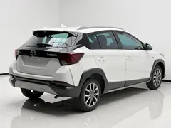 2022 Toyota Yaris L Zhixuan X 1.5L CVT Luxury Plus, белый — фото 6