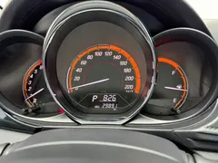 2022 Toyota Yaris L Zhixuan X 1.5L CVT Luxury Plus, белый — фото 10