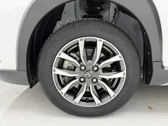 2022 Toyota Yaris L Zhixuan X 1.5L CVT Luxury Plus, белый — фото 13